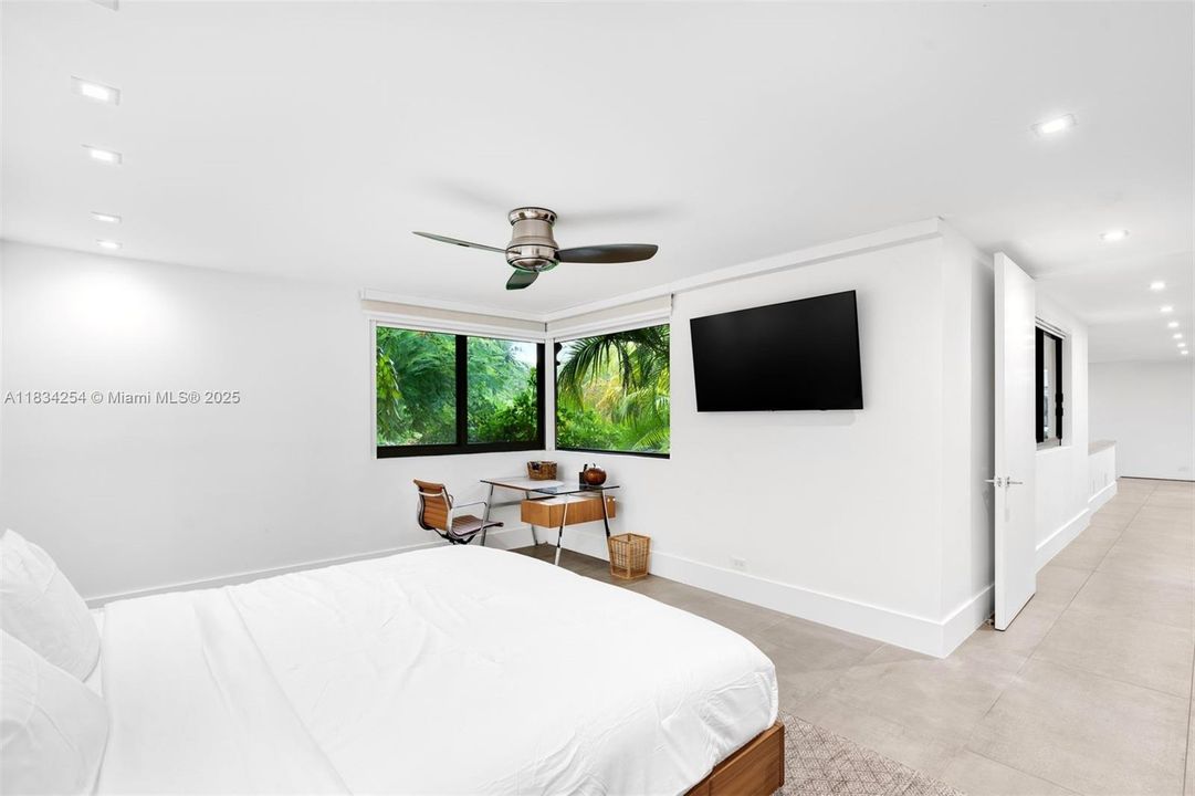 En Venta: $6,375,000 (3 camas, 4 baños, 2403 Pies cuadrados)