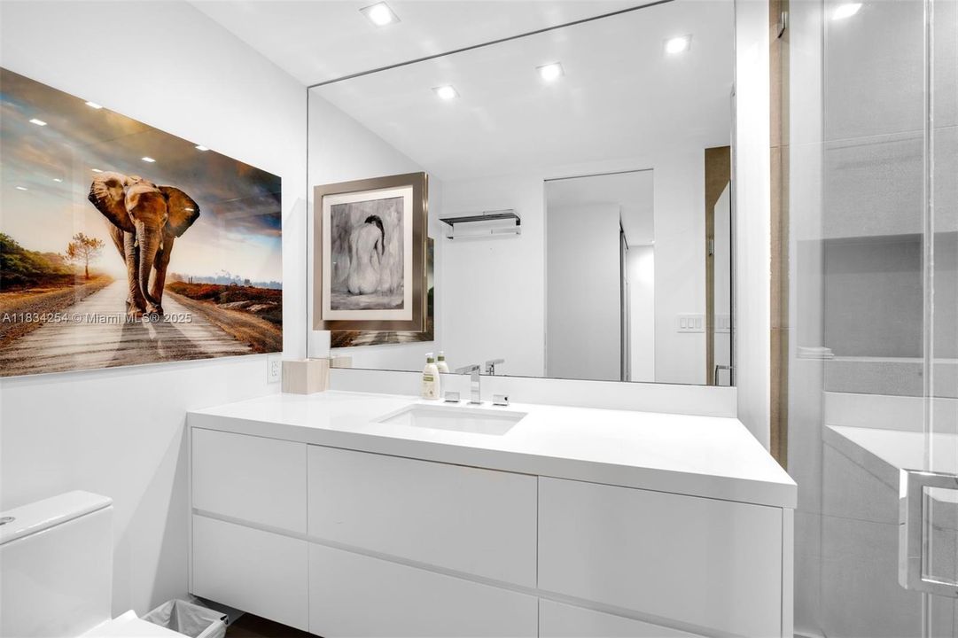En Venta: $6,375,000 (3 camas, 4 baños, 2403 Pies cuadrados)
