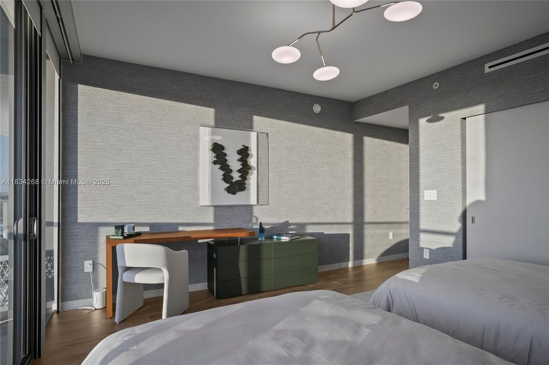 Recently Sold: $3,788,000 (3 beds, 3 baths, 2428 Square Feet)