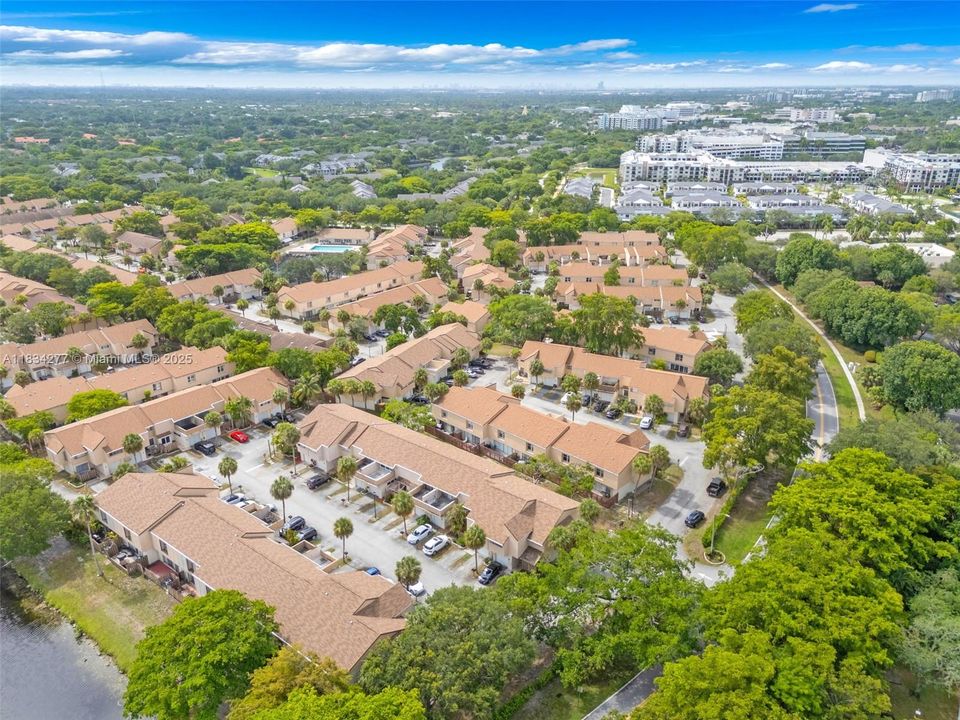 En Venta: $220,000 (4 camas, 2 baños, 2020 Pies cuadrados)