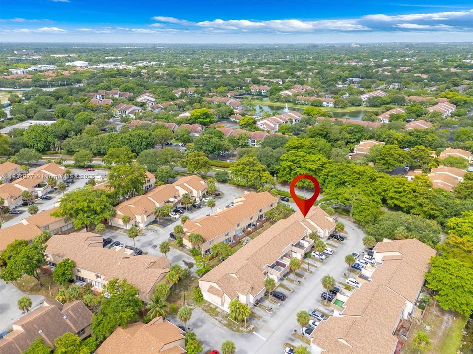 En Venta: $220,000 (4 camas, 2 baños, 2020 Pies cuadrados)