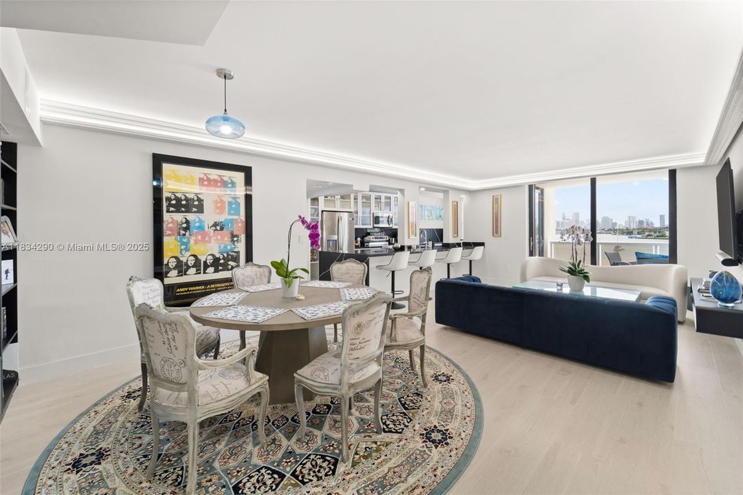 待售: $2,100,888 (2 贝兹, 2 浴室, 1440 平方英尺)