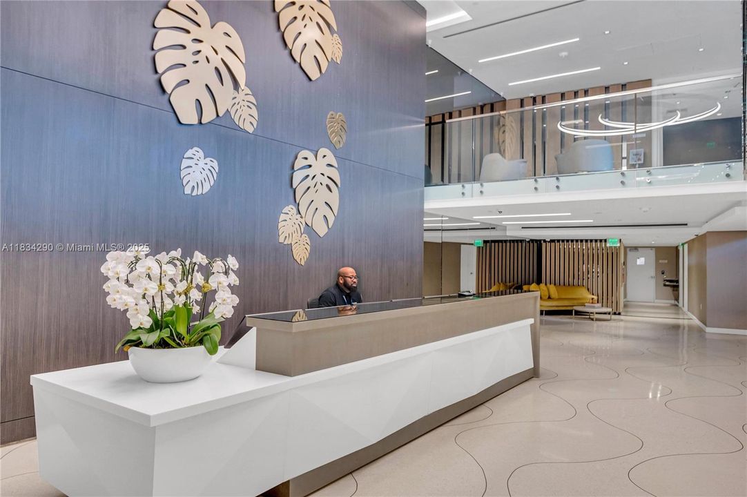 待售: $2,100,888 (2 贝兹, 2 浴室, 1440 平方英尺)