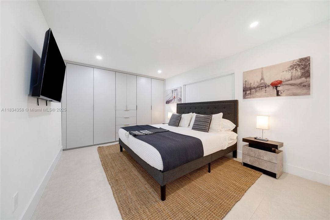 Activo con contrato: $1,200,000 (3 camas, 3 baños, 1361 Pies cuadrados)