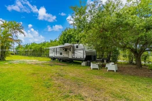 Active With Contract: $1,100,000 (4 beds, 3 baths, 0 Square Feet)