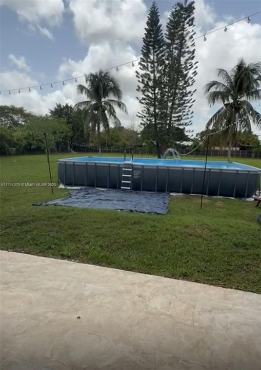 Active With Contract: $1,100,000 (4 beds, 3 baths, 0 Square Feet)