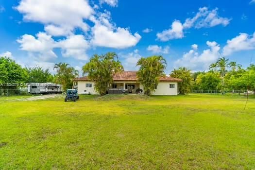 Active With Contract: $1,100,000 (4 beds, 3 baths, 0 Square Feet)