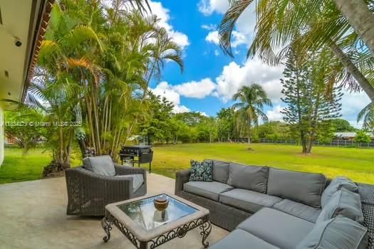 Active With Contract: $1,100,000 (4 beds, 3 baths, 0 Square Feet)