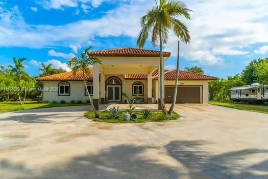 Active With Contract: $1,100,000 (4 beds, 3 baths, 0 Square Feet)