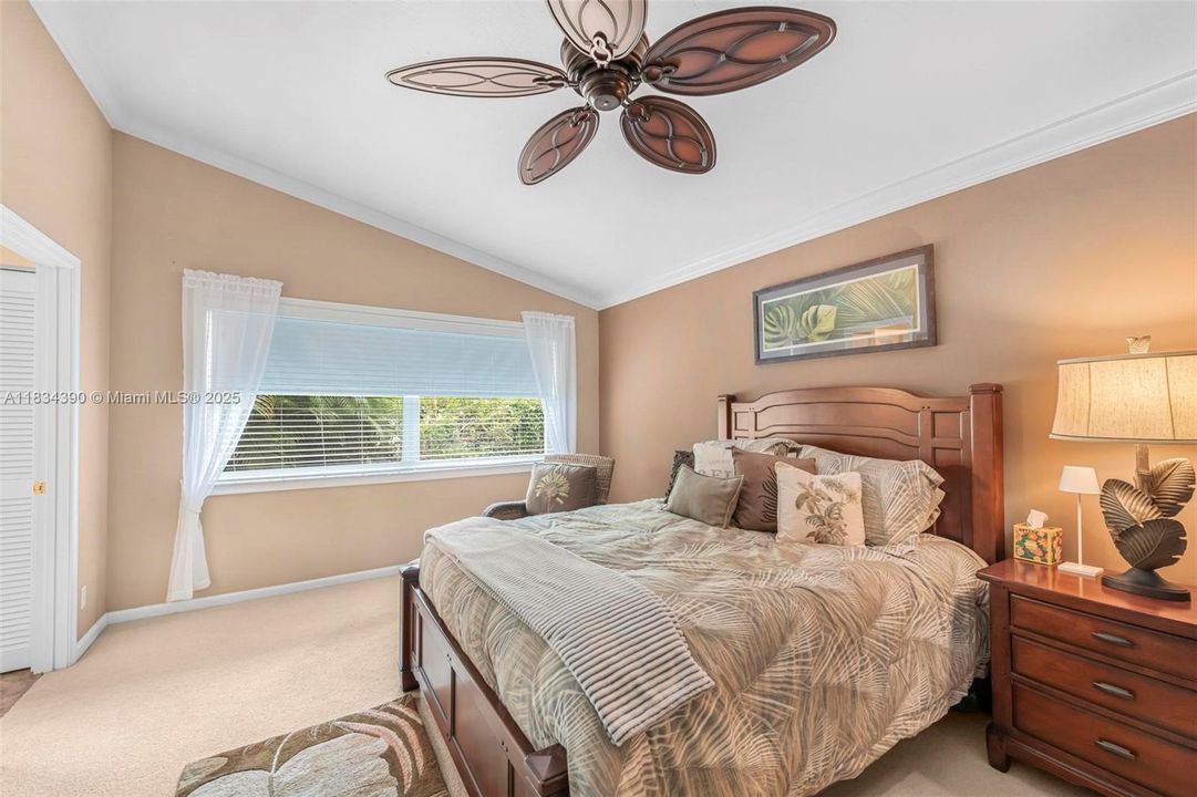 Vendido Recientemente: $450,000 (2 camas, 2 baños, 1368 Pies cuadrados)