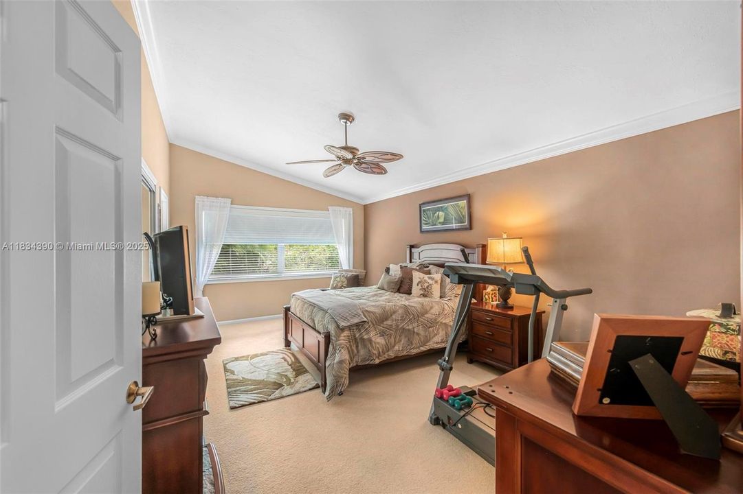 Vendido Recientemente: $450,000 (2 camas, 2 baños, 1368 Pies cuadrados)