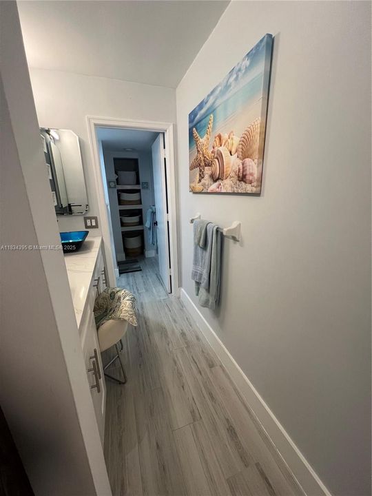 For Rent: $4,200 (2 beds, 2 baths, 1228 Square Feet)