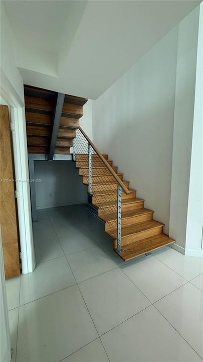 En Venta: $440,000 (2 camas, 2 baños, 1120 Pies cuadrados)