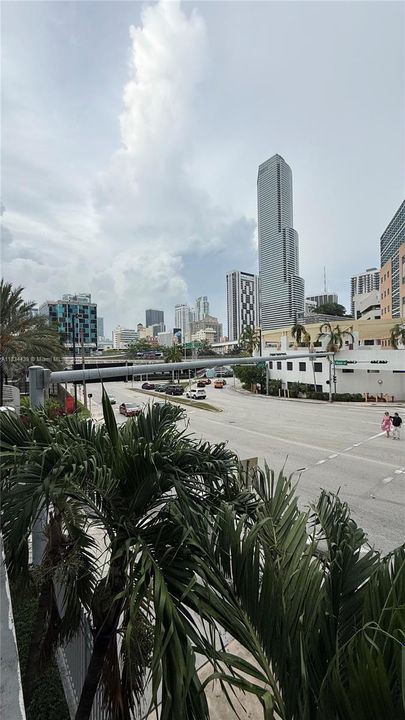 En Venta: $450,000 (2 camas, 2 baños, 1029 Pies cuadrados)