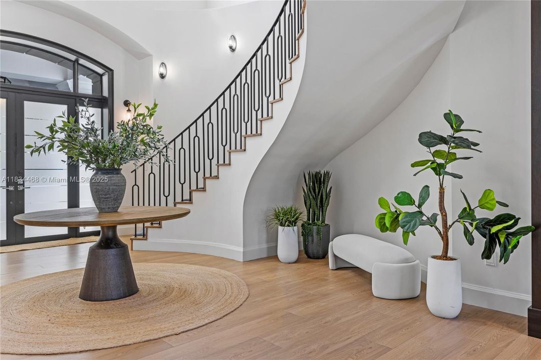 Recently Rented: $50,000 (7 beds, 7 baths, 7073 Square Feet)