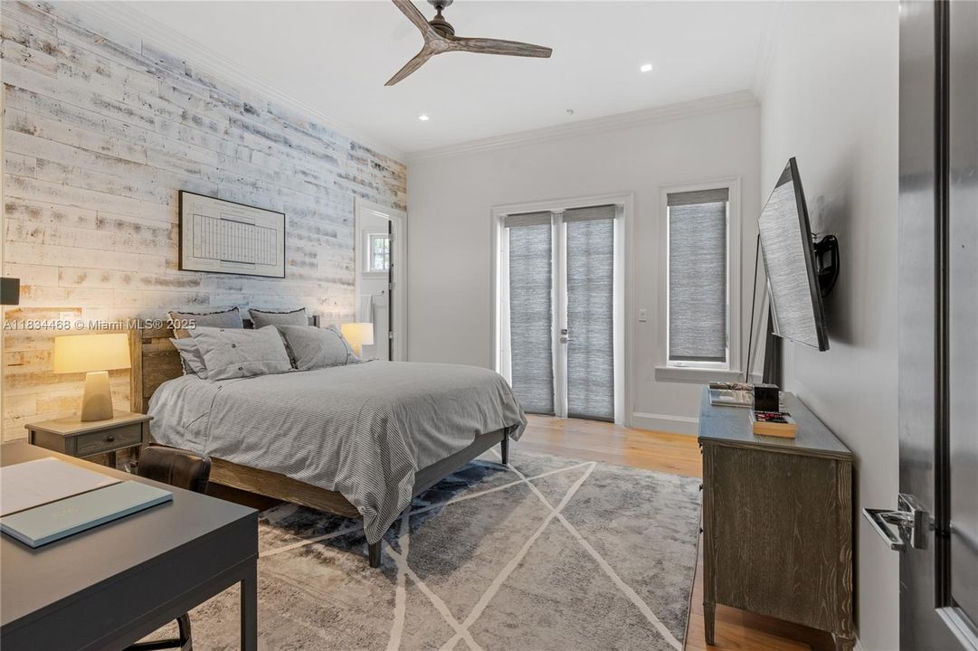 Recently Rented: $50,000 (7 beds, 7 baths, 7073 Square Feet)