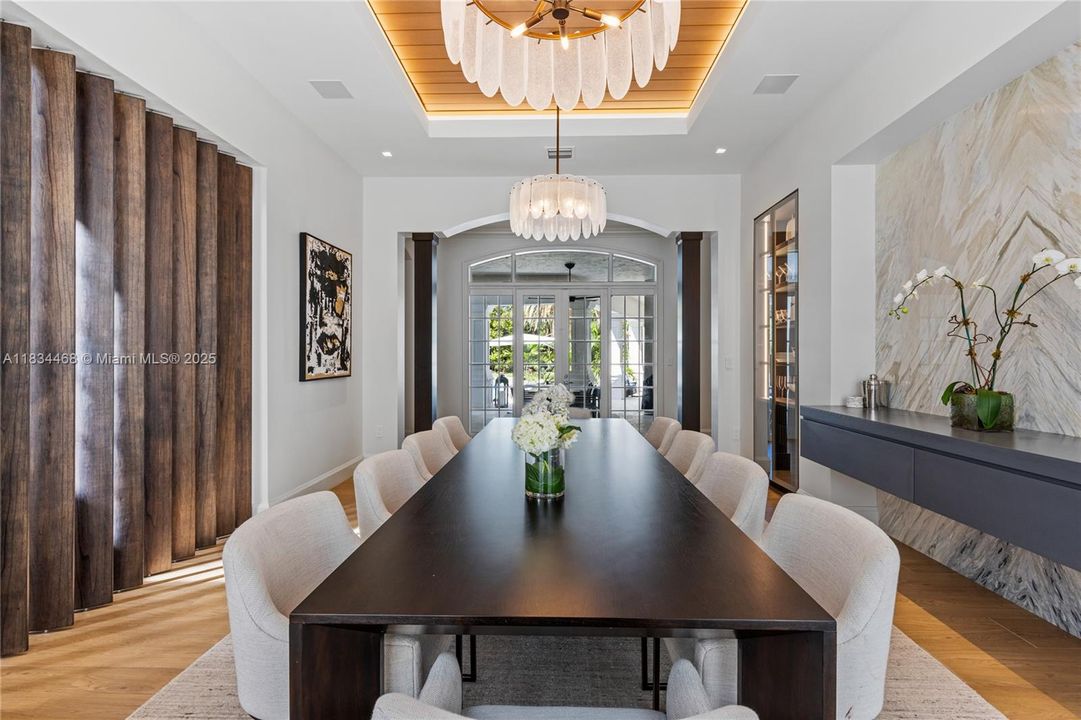 Recently Rented: $50,000 (7 beds, 7 baths, 7073 Square Feet)