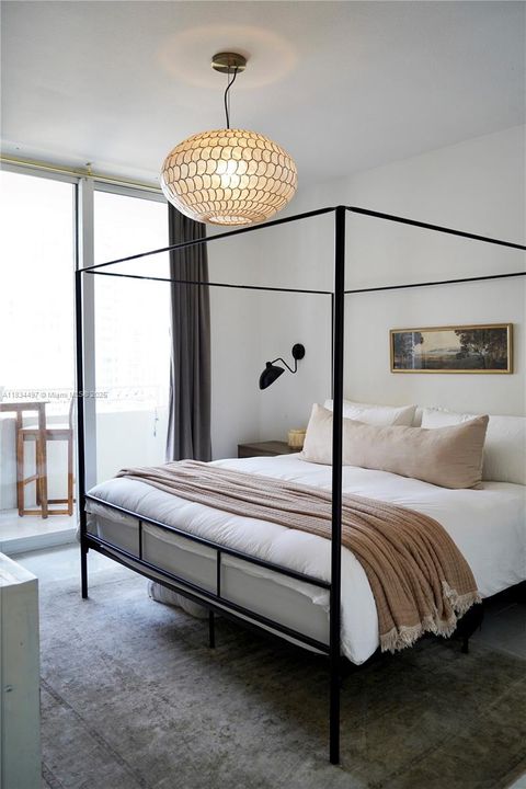 Vendido Recientemente: $425,000 (1 camas, 1 baños, 908 Pies cuadrados)