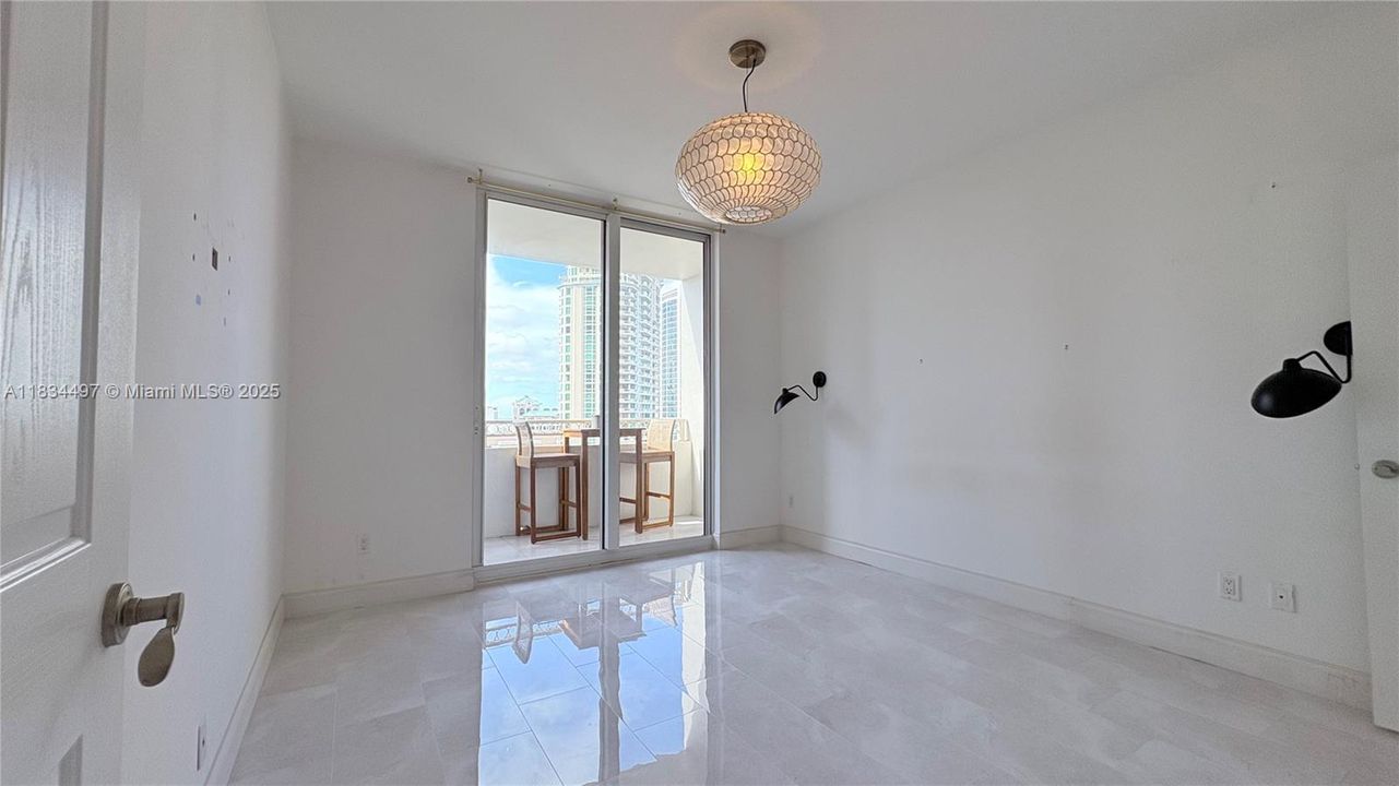 Vendido Recientemente: $425,000 (1 camas, 1 baños, 908 Pies cuadrados)