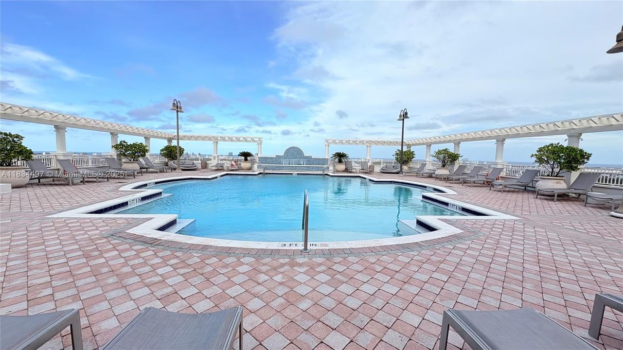 Vendido Recientemente: $425,000 (1 camas, 1 baños, 908 Pies cuadrados)