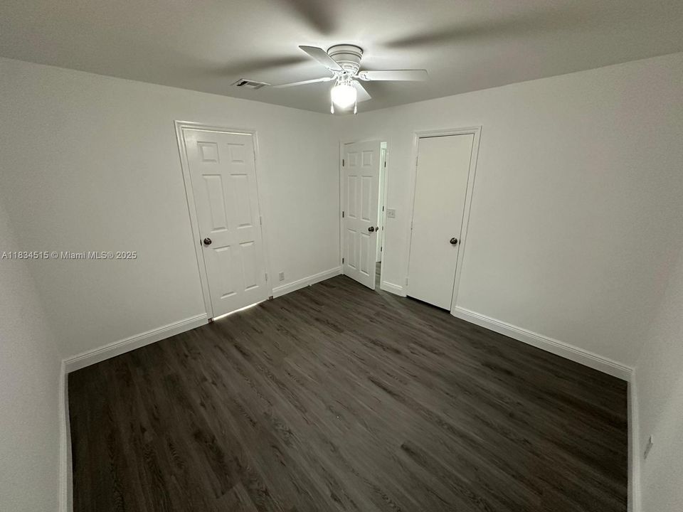 最近售出: $205,000 (3 贝兹, 2 浴室, 1128 平方英尺)