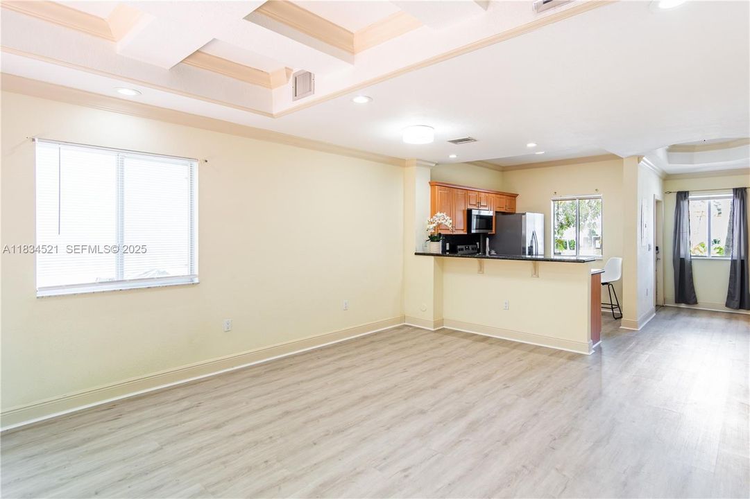 1st Floor guest half bath