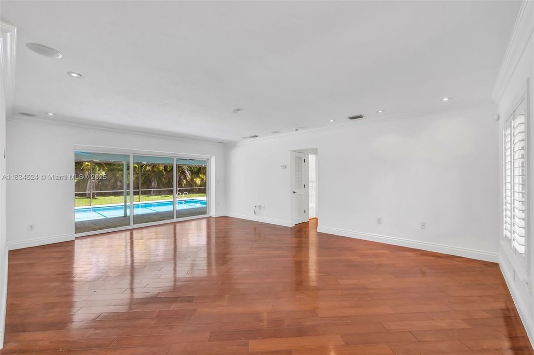 Недавно арендовано: $5,200 (3 спален, 2 ванн, 1440 Квадратных фут)