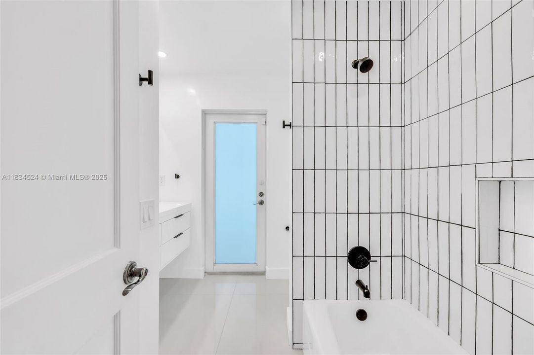 Недавно арендовано: $5,200 (3 спален, 2 ванн, 1440 Квадратных фут)