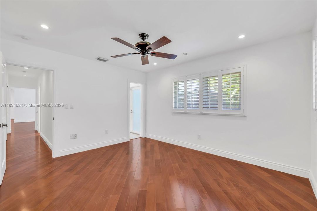 Недавно арендовано: $5,200 (3 спален, 2 ванн, 1440 Квадратных фут)