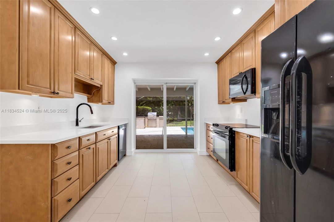 Недавно арендовано: $5,200 (3 спален, 2 ванн, 1440 Квадратных фут)