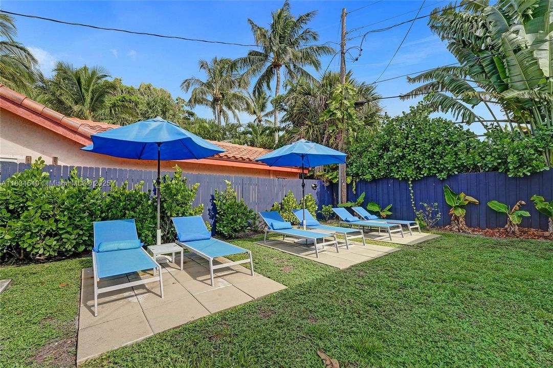 For Rent: $12,000 (4 beds, 2 baths, 1772 Square Feet)