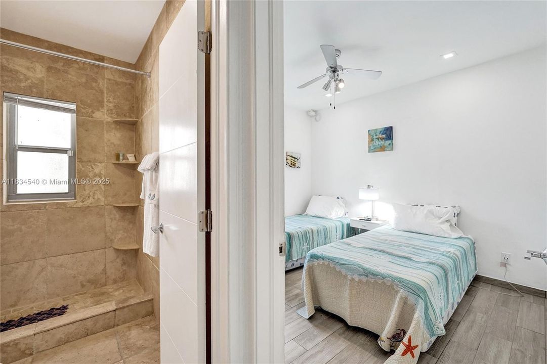 For Rent: $12,000 (4 beds, 2 baths, 1772 Square Feet)