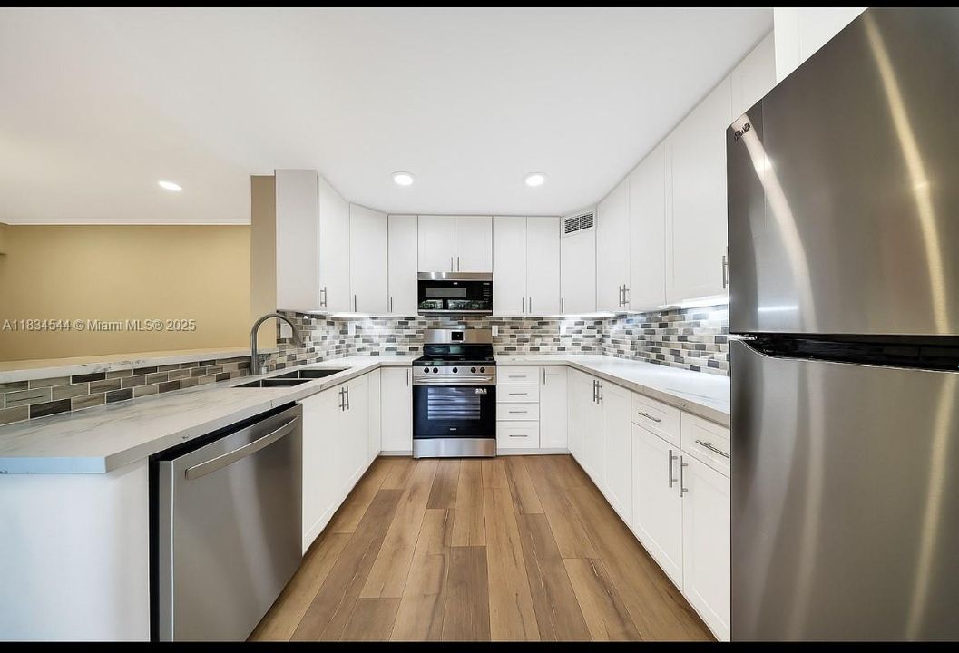 Recently Rented: $3,800 (3 beds, 2 baths, 1349 Square Feet)