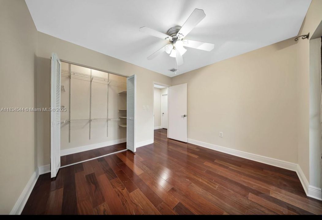 Recently Rented: $3,800 (3 beds, 2 baths, 1349 Square Feet)