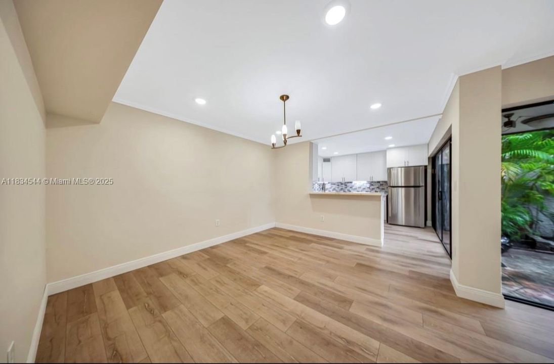 Recently Rented: $3,800 (3 beds, 2 baths, 1349 Square Feet)