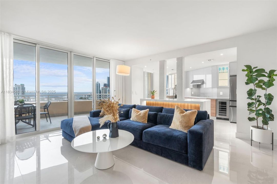 Recently Sold: $1,750,000 (2 beds, 2 baths, 1694 Square Feet)