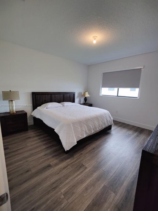 For Rent: $2,700 (4 beds, 2 baths, 2032 Square Feet)
