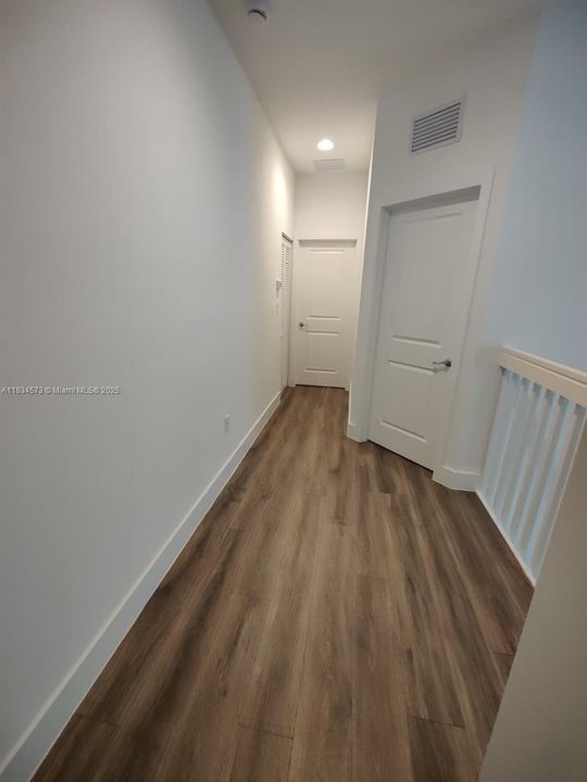 For Rent: $2,700 (4 beds, 2 baths, 2032 Square Feet)