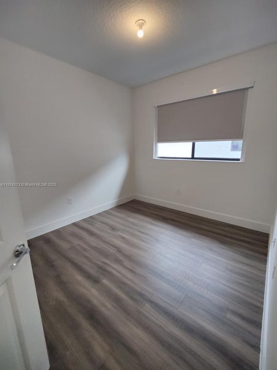 For Rent: $2,700 (4 beds, 2 baths, 2032 Square Feet)