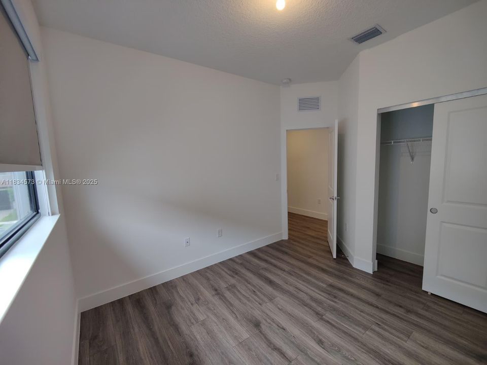 For Rent: $2,700 (4 beds, 2 baths, 2032 Square Feet)