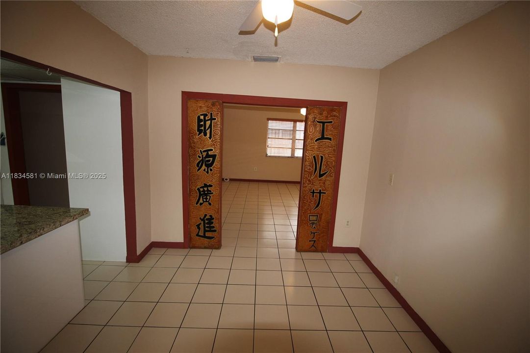 For Sale: $775,000 (5 beds, 3 baths, 2442 Square Feet)