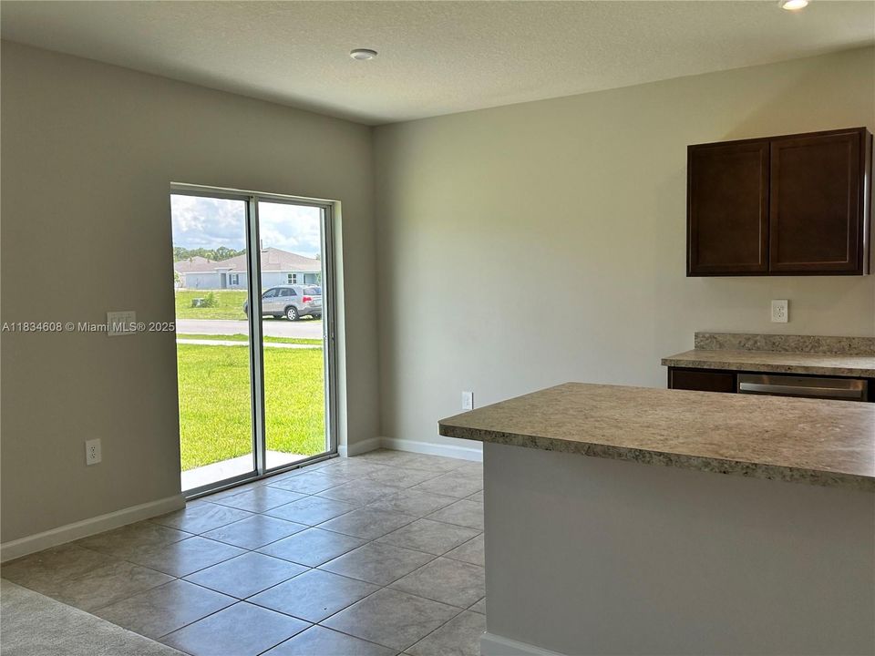 For Rent: $2,200 (3 beds, 2 baths, 1350 Square Feet)