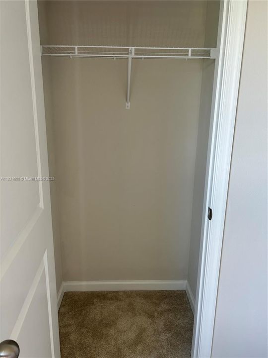 For Rent: $2,200 (3 beds, 2 baths, 1350 Square Feet)