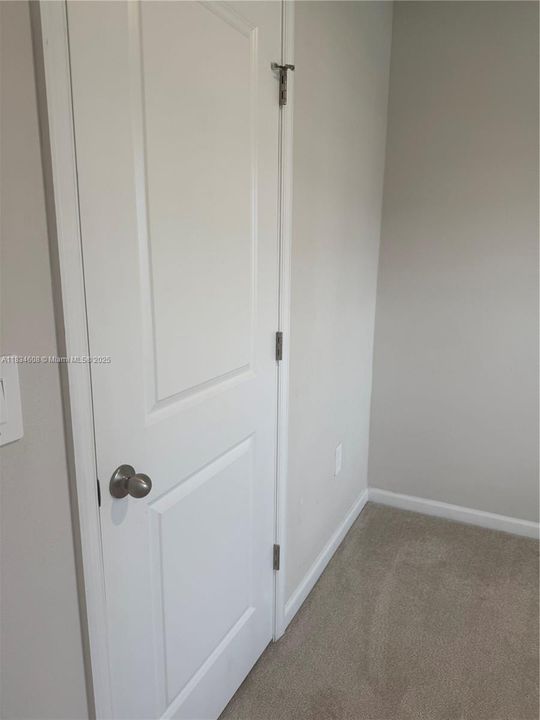 For Rent: $2,200 (3 beds, 2 baths, 1350 Square Feet)