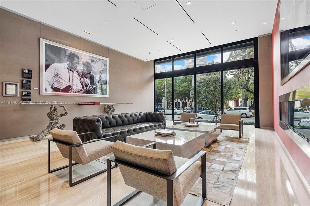 Vendido Recientemente: $935,000 (2 camas, 2 baños, 1134 Pies cuadrados)