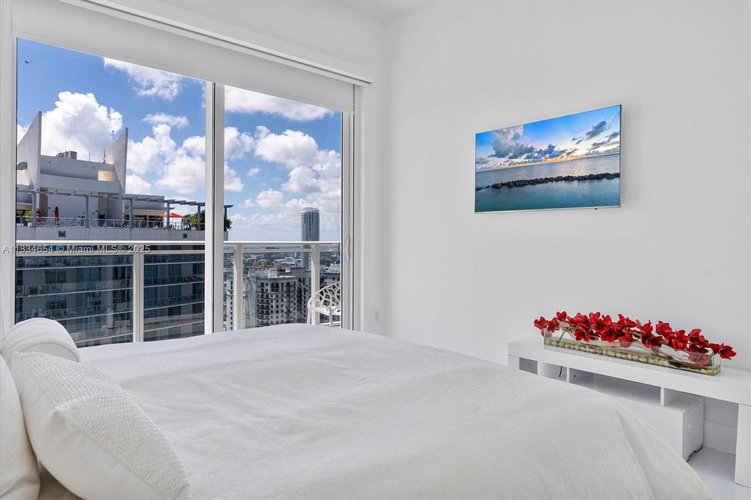 Vendido Recientemente: $935,000 (2 camas, 2 baños, 1134 Pies cuadrados)