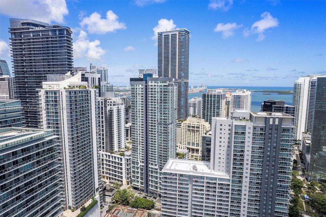 Vendido Recientemente: $935,000 (2 camas, 2 baños, 1134 Pies cuadrados)