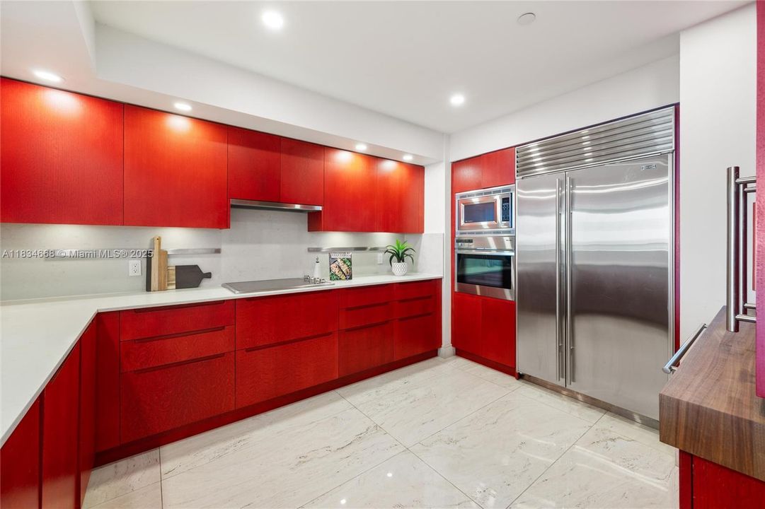 Vendido Recientemente: $2,285,000 (3 camas, 3 baños, 2130 Pies cuadrados)