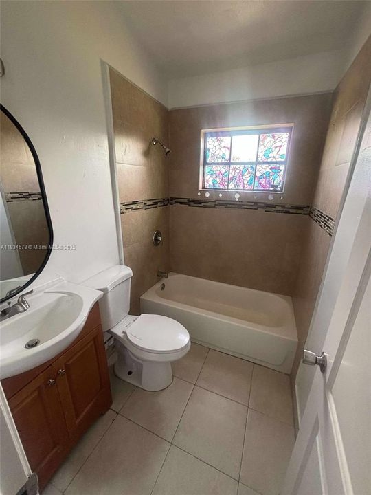 For Rent: $3,500 (5 beds, 3 baths, 1250 Square Feet)