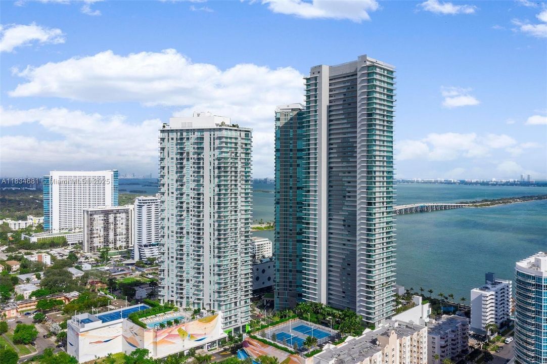 For Rent: $5,500 (2 beds, 3 baths, 1151 Square Feet)